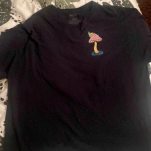 black and rainbow/ oversized shirt/ snail design/ XL